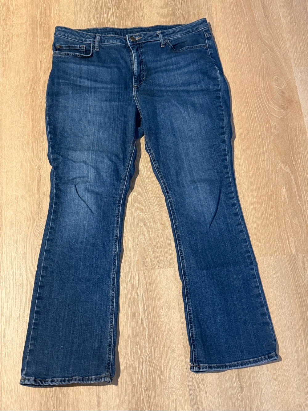 Women’s Lee Blue Jeans Size 18M - Great Condition